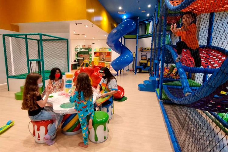 Internacional Shopping garante as férias da criançada com muita alegria e entretenimento