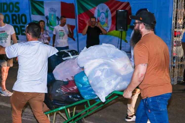Osasco dá aula de solidariedade na arrecadação de donativos às vítimas do temporal do rio grande do sul